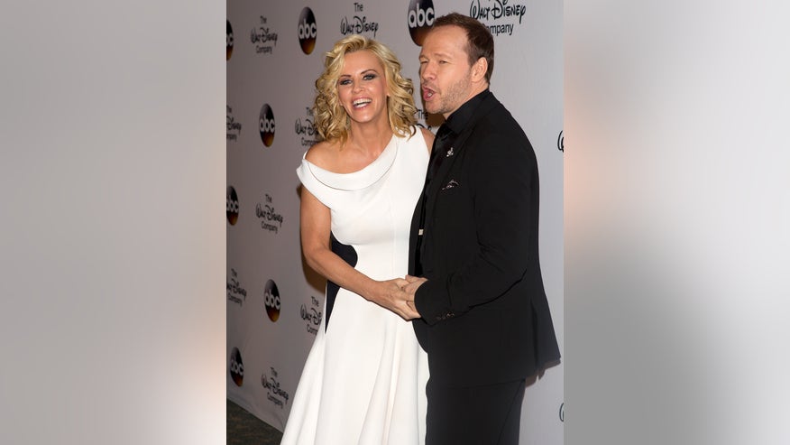 jenny mccarthy and donnie reuters.jpg